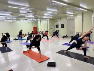 社團活動- 瑜珈教室- 瑜珈課