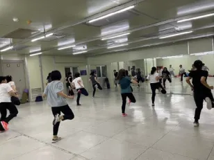 社團活動- 瑜珈教室- 有氧舞蹈